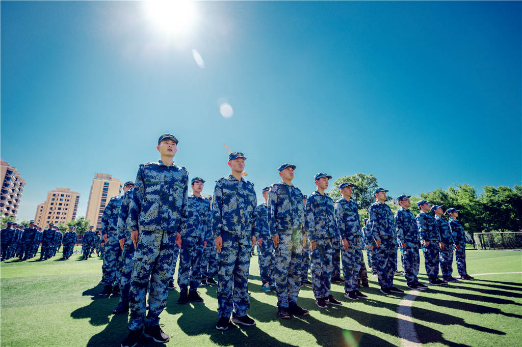 中北大学2018级学生军训相册