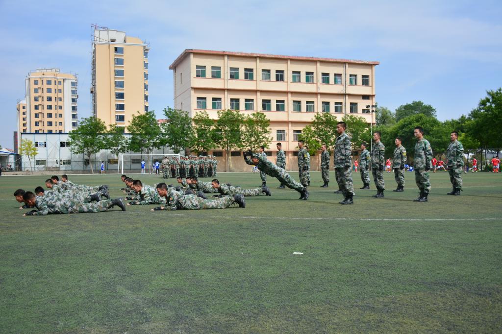 我校舉行預備役訓練營訓練成果預彙報大會-國防教育學院